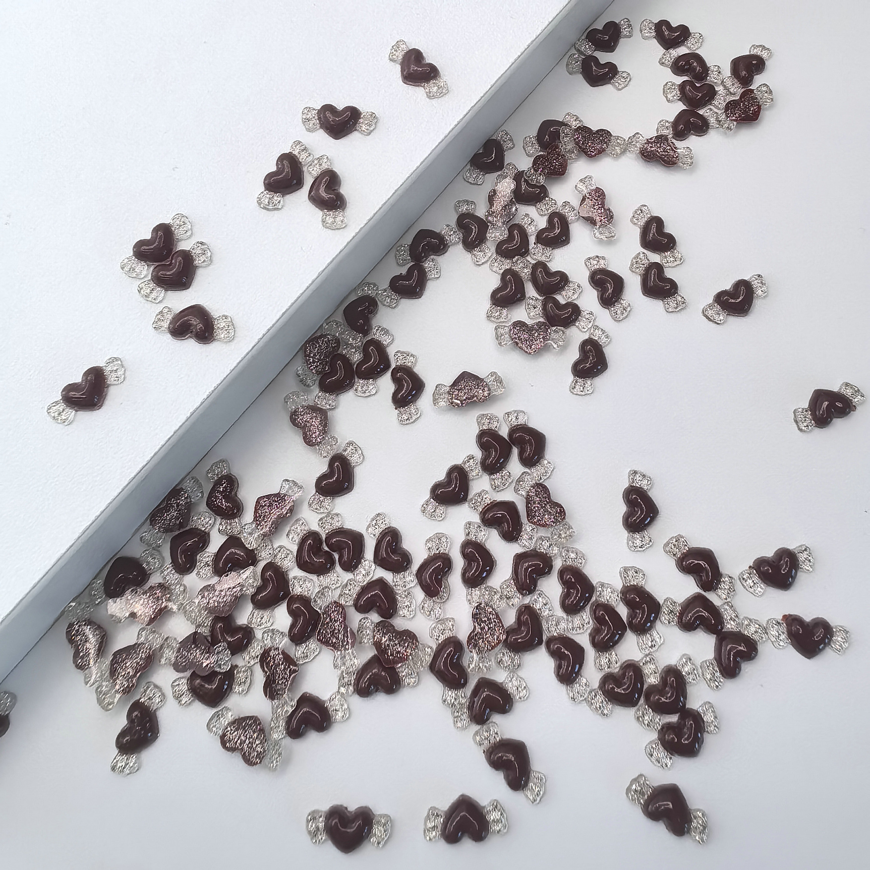 迷你爱心翅膀美甲饰品批发树脂配件手机壳发夹装饰材料0005.