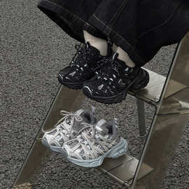 儿童运动鞋2025秋冬季新款女童保暖加绒老爹鞋轻便防滑男童跑步鞋