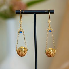 新しい中国風のファッションレトロイヤリングフィリグリーフローティングゴールデンナショナルスタイルイヤリング宮殿スタイルの古典的な気質