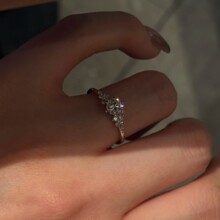 新款柏林情书闪钻戒指女气质轻奢高级感小众设计简约百搭开口指环