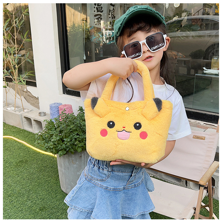 2023 Fashionable and cute cartoon doll small shoulder bag, plush toy single-shoulder crossbody bag, student hand-held mobile phone bag undefined