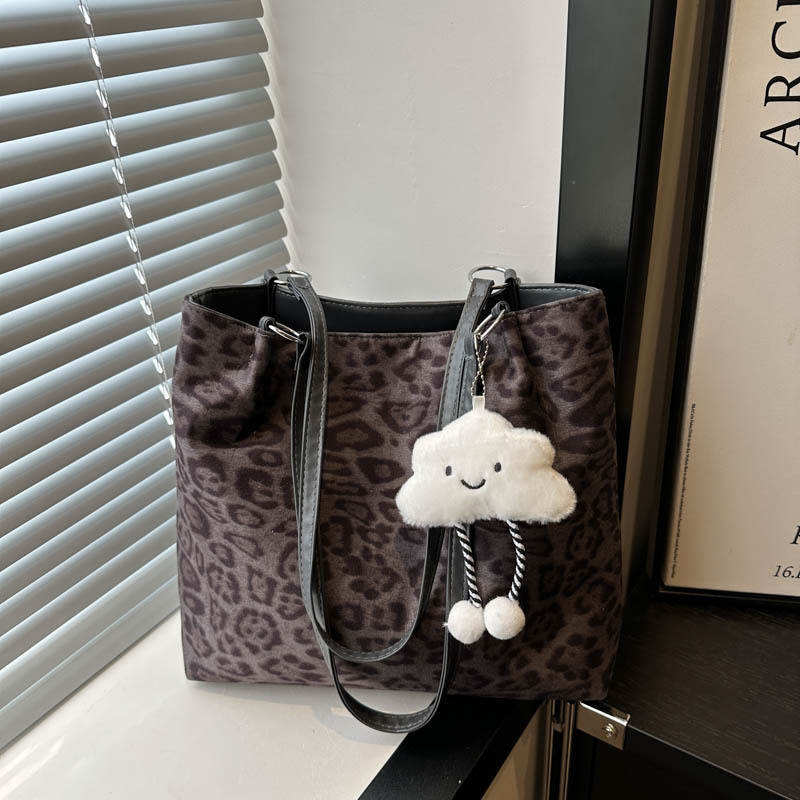 Autumn capacious small design shoulder bag
