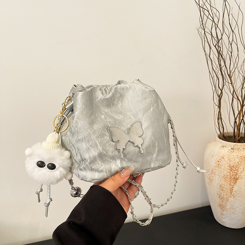 Mariposa metálica extranjera, cadena de cubo, bolso para mujeres, 2024 nuevo bolso de hombro de moda, bolso de mano, arte