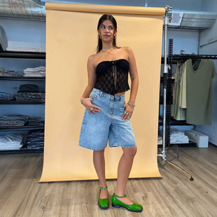 26�W���羳��Ʒ���R�d����Ůʿţ��ѝ�r�����e����ֱͲ5��ţ��ѝ