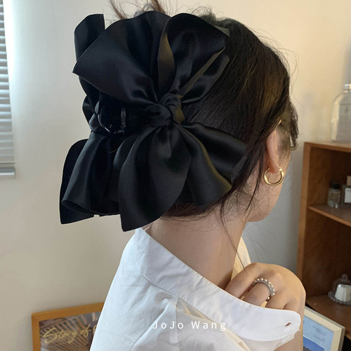 The big bow is very eye-catching ~ Satin black wine red hair shark clip women's hair clip Korean hair clip on the back of the head