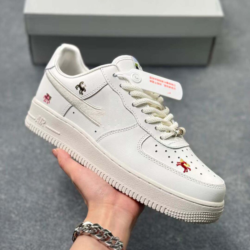 Putian Air Force One Year of the Horse Limited Edition Sneakers Af1 Unleashed Series Thick-Soled Height-Increasing Casual Sports Shoes for Men and Women Putian Air Force One Year of the Horse Limited Edition Sneakers Af1 Unleashed Series Thick-Soled Height-Increasing Casual Sports Shoes for Men and Women