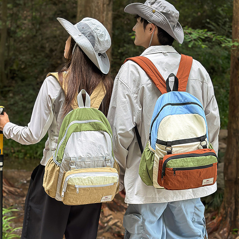 New Mountain Style Contrasting Color Splicing Backpack Breathable Lightweight Lightweight Sports Mountaineering Backpack Travel Folding Backpack