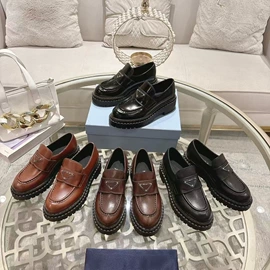 女式皮靴;女式休闲单鞋;女式时装单鞋