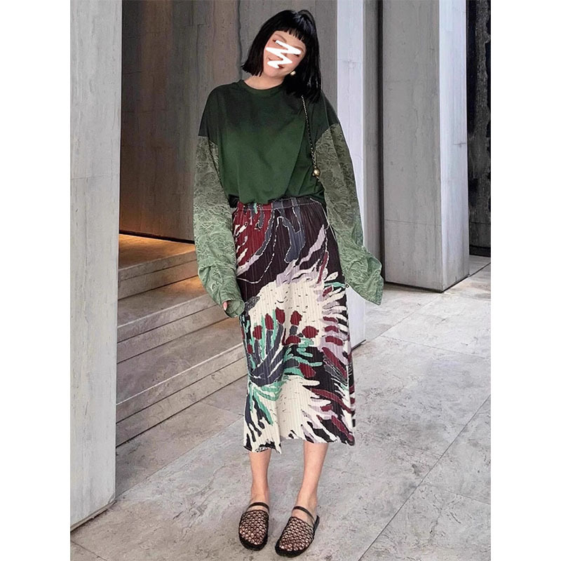 Miyake 2025 Spring Retro High-end Chic Mid-length Loose Pleated Printed plus size chubby girl Half-length Skirt