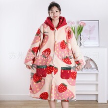 秋冬季女加厚加绒珊瑚绒睡衣甜美可爱草莓印花家居服外贸保暖长袖