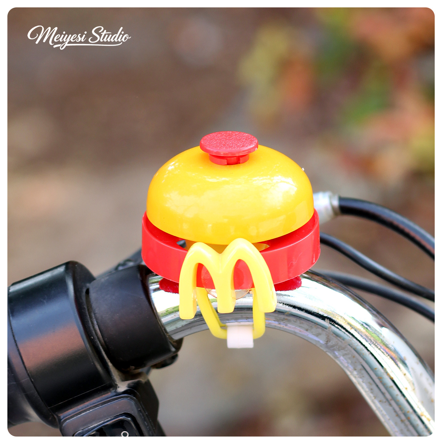 Bicicletas infantiles de montaña campana adornos de dibujos animados encantadores equilibrio coche scooter tranvía mano pulsa bocina súper fuerte
