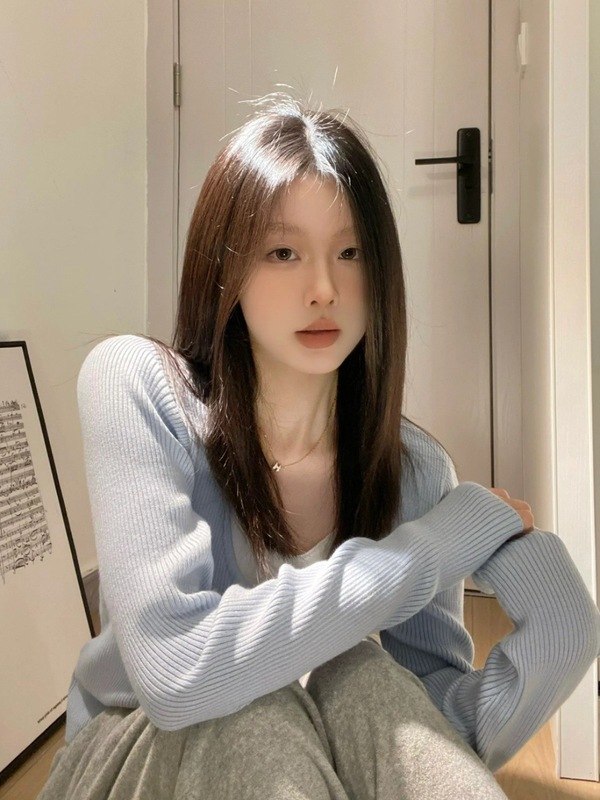 假两件蓝色v领长袖针织衫女秋冬季薄款内搭打底衫毛衣针织上衣|undefined
