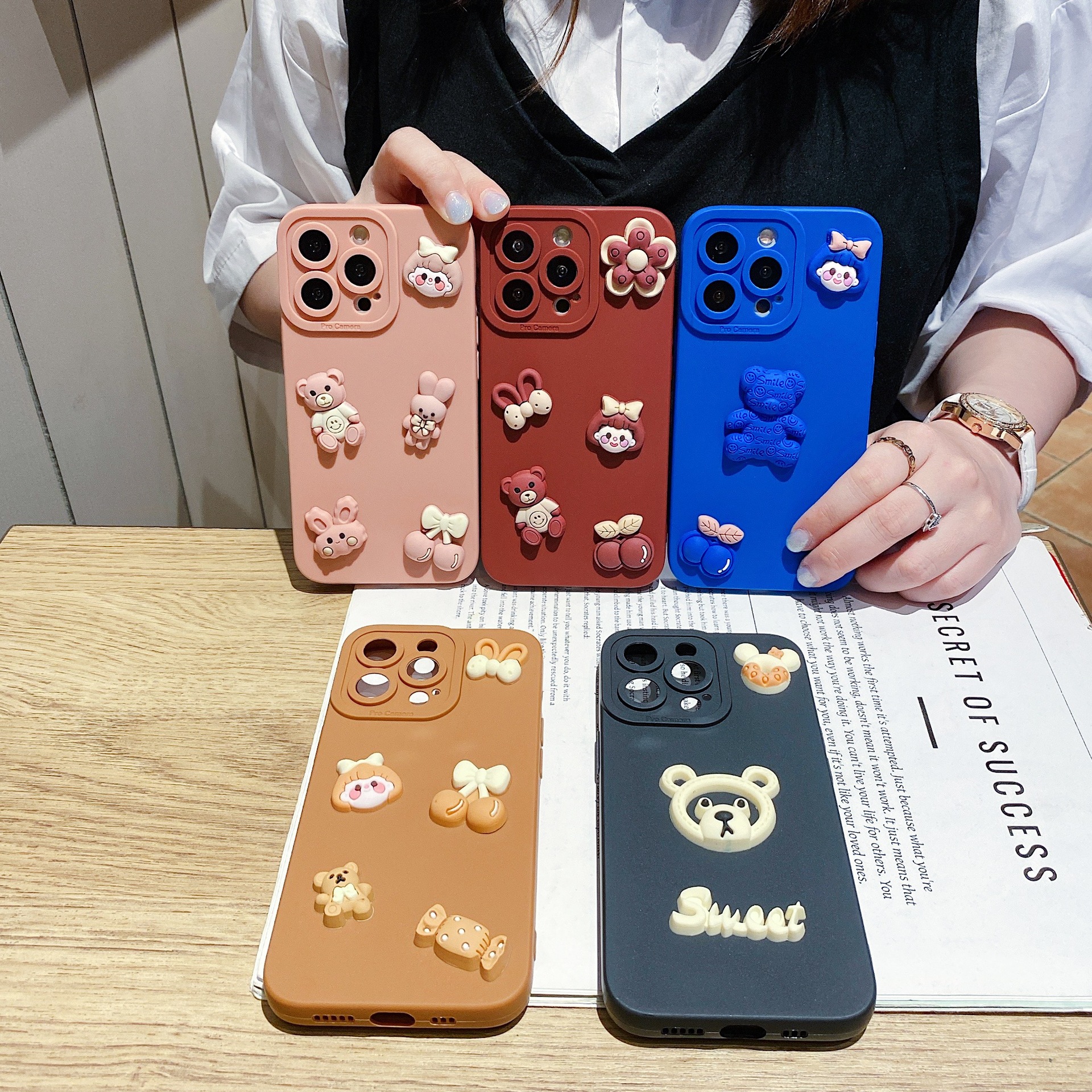 Aplicable a Apple nuevo dibujos animados muñeca creativa estuche de teléfono móvil pupila anti-caída se puede personalizar estuche de teléfono móvil Huawei image 1