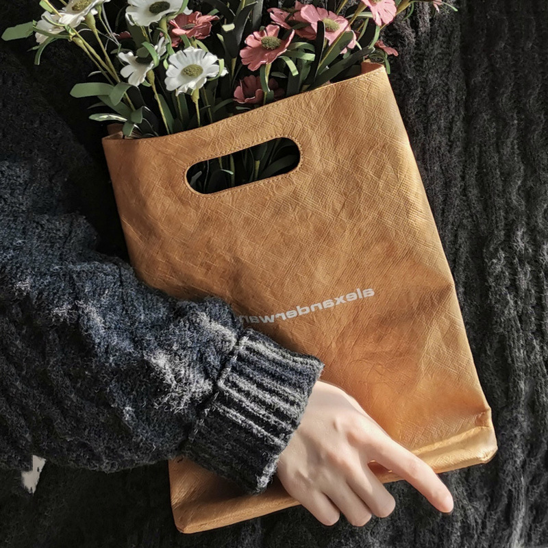 杜邦纸袋定 制麦当劳包黑金M亚历山大联名logo图复古牛皮纸手提包