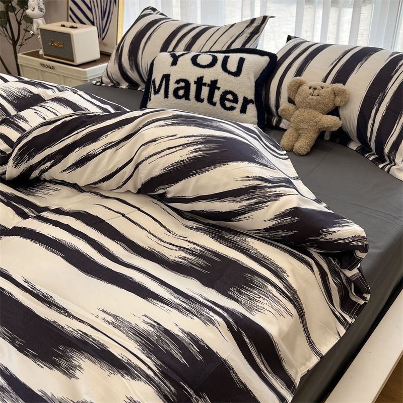 Ins Scandinavian Simple Black Stripesd Freehand Bedding Four-Piece Set Washed Cotton 1.5 Quilt Cover Bed Sheets Three-Piece Set