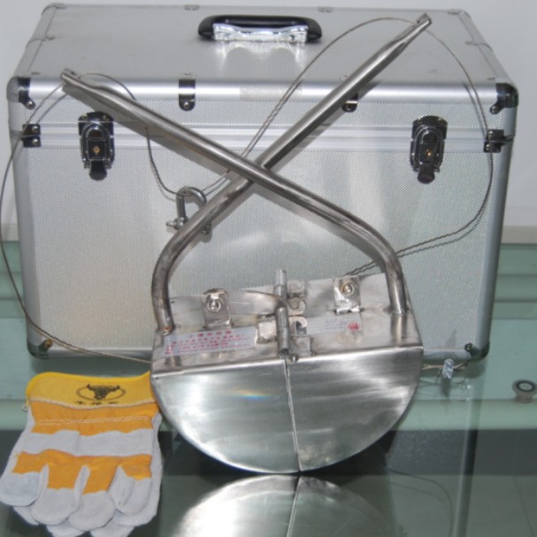 抓斗式采泥器 污泥采样器 、深入泥层采集河流、湖泊水库的水下沉