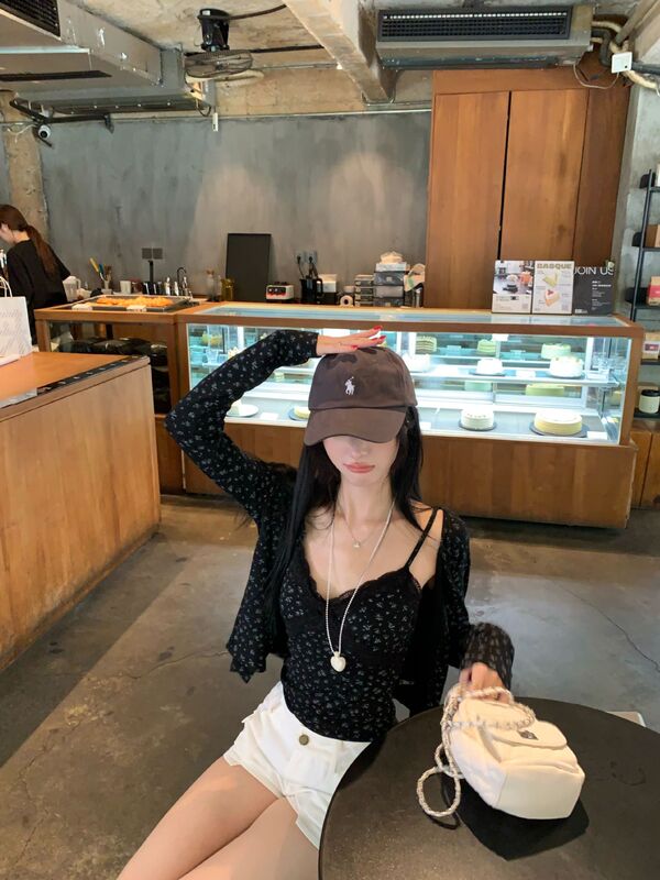 甜辣妹套装黑色碎花长袖开衫短款小外套女秋季吊带背心韩系两件套|undefined