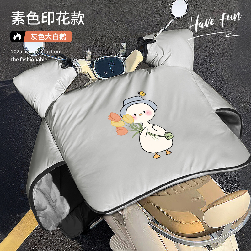 レインコートの大人用セパレート式レインパンツセットは、長い全身防豪雨自転車で使い捨てレインコートを着ています|undefined