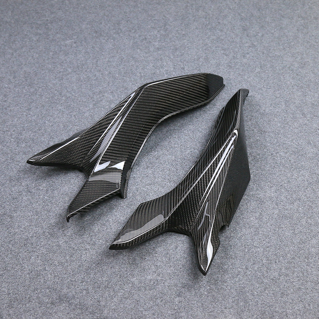Dedicated to the new BMW BMW S1000XR seat lower side plate carbon fiber shell motorcycle modification accessories
