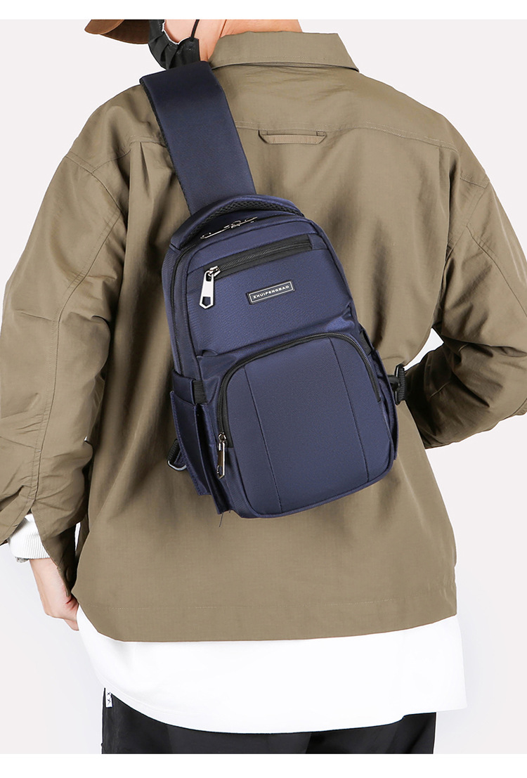 Men's chest bag, trendy USB rechargeable casual shoulder bag, cross-border water-resistant crossbody bag, multi-functional men's bag undefined