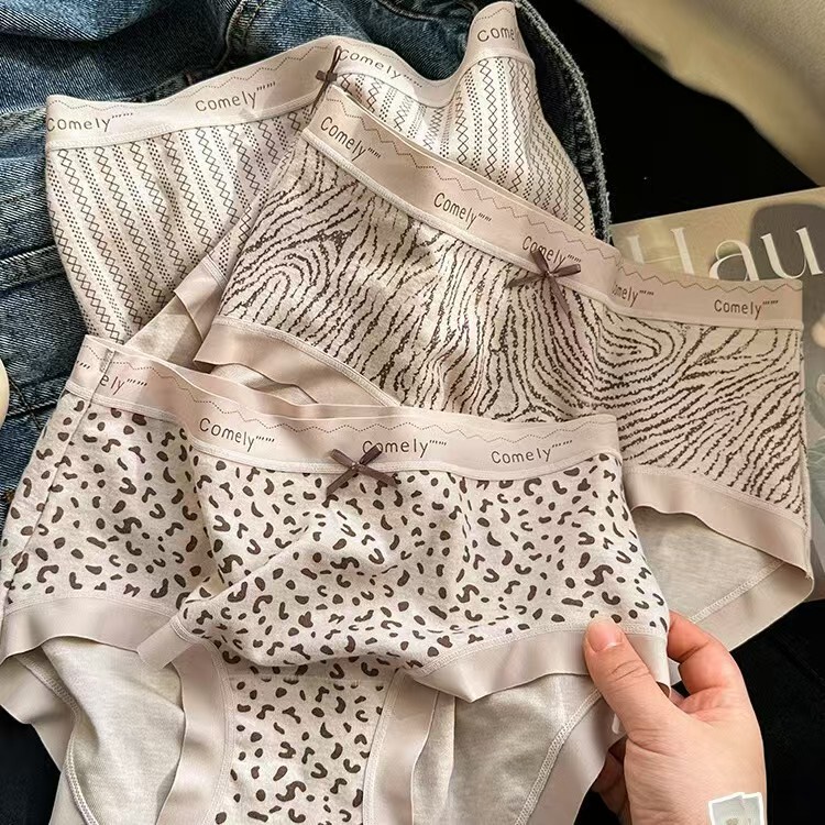 Milk Cafe Leopard Print Maillard Color Scrub Girls' Underwear Traceless Personalized Women's Briefs High-bounce Mid-waist Underwear