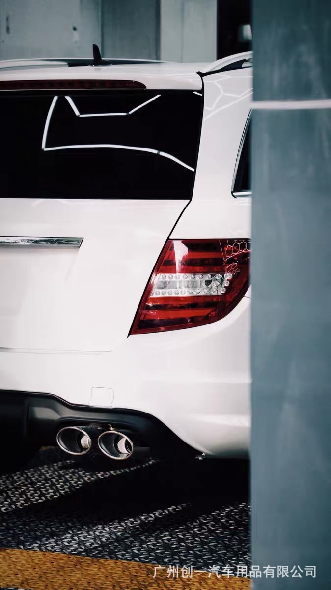 Suitable for 2007-2014 Mercedes-Benz C-Class S204 models, for C63 AMG-style wide body kit, C260 and C300 models, including front and rear bumpers