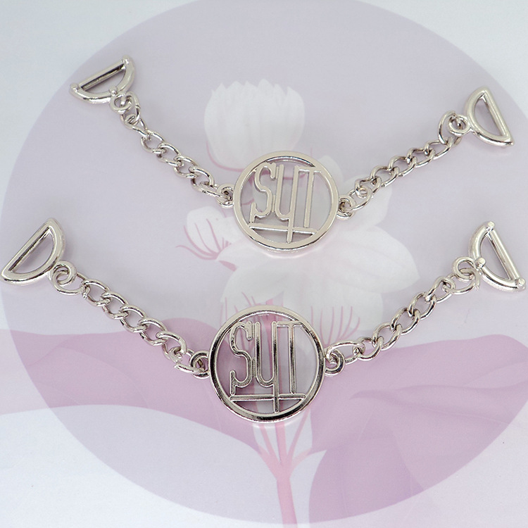 批发带LOGO标牌链条 金属挂链挂钩商标链条 大衣服装后领挂衣链