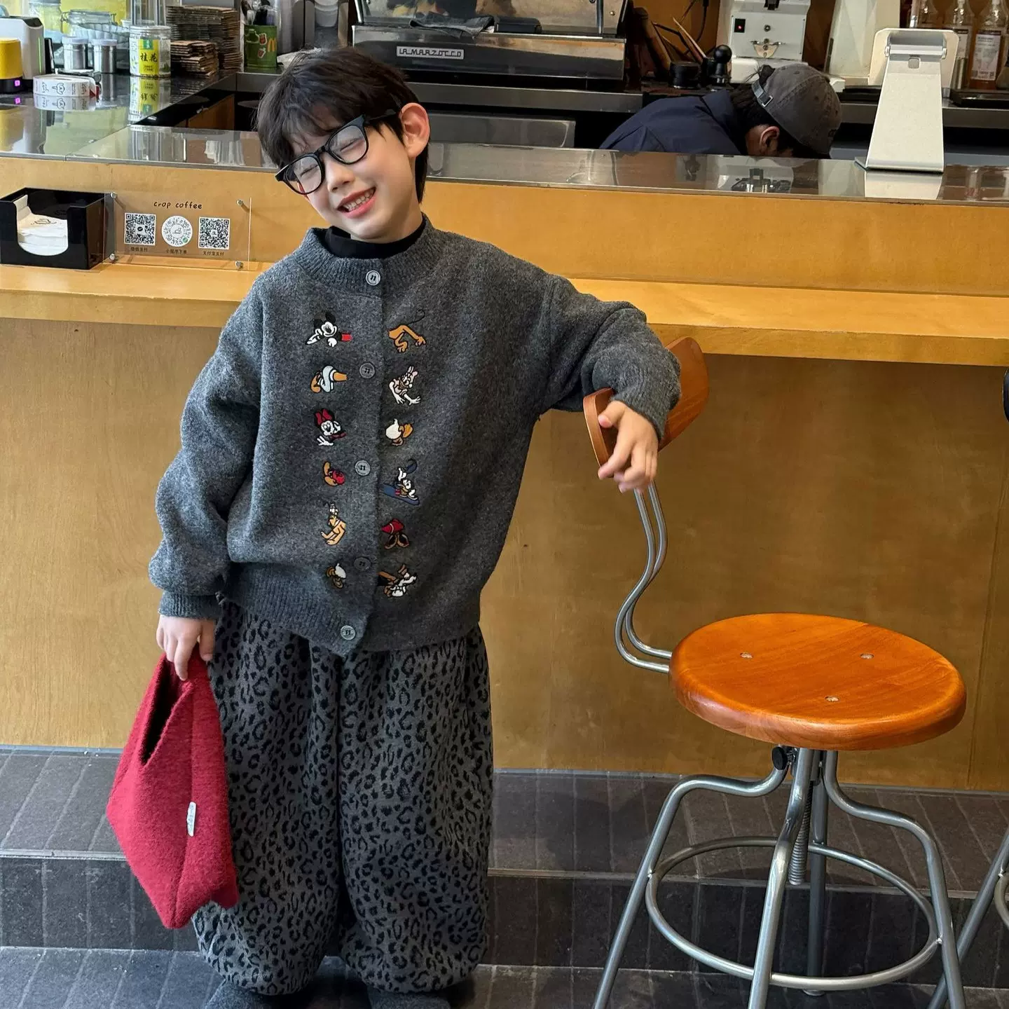 泰如2025冬季新款韩系卡通针织开衫男童毛衣加厚慵懒风软糯外套潮