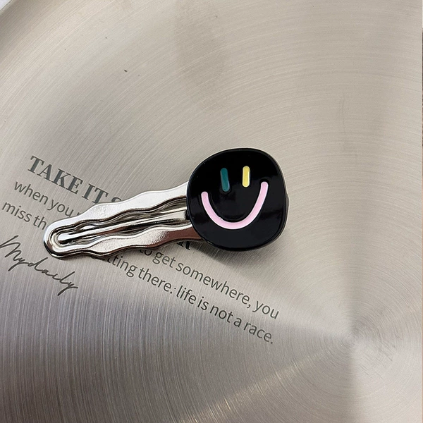 Black smiley face [25A021 black]