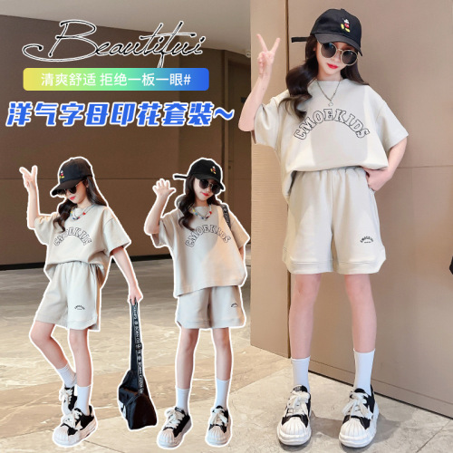 Girls and older children's summer sports suits  new fashionable girls letter T-shirt five-quarter pants Korean version two-piece set