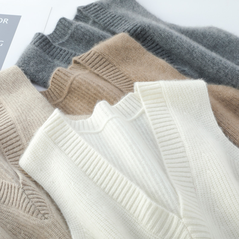 Soft Waxy Merino Pure Wool V-Neck Vest Knitted Hat Vest Stacked Base Waistcoat Warm Sleeveless Sweater Ins Soft Waxy Merino Pure Wool V-Neck Vest Knitted Hat Vest Stacked Base Waistcoat Warm Sleeveless Sweater Ins