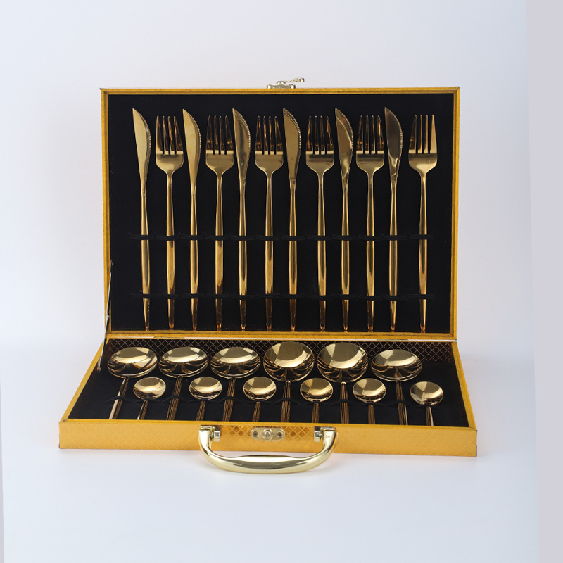 Amazon popular vajilla de acero inoxidable 24 unidades traje Portugal cuatro piezas principales comida occidental cuchillo, tenedor y cuchara caja de regalo traje