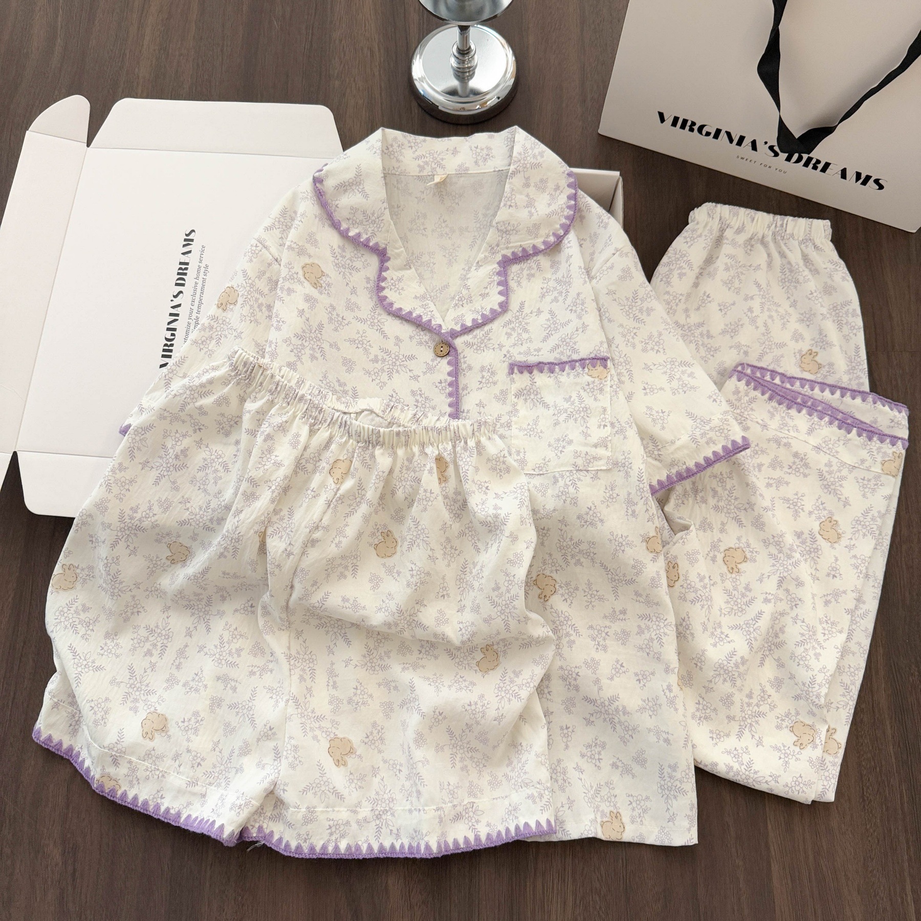 Nube transfronteriza algodón tres piezas Miffy conejo conchas pijamas mujeres pueden usar con solapa mangas cortas pantalones largos ropa para el hogar set