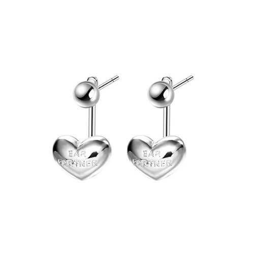 Fashionable two-wear back-hanging heart-shaped earrings, niche design, peach heart earrings, light luxury, minimalist, high-end ear accessories.