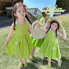 女童绿色花朵棉布裙2024夏季新款洋气时髦儿童装女宝宝甜美公主裙