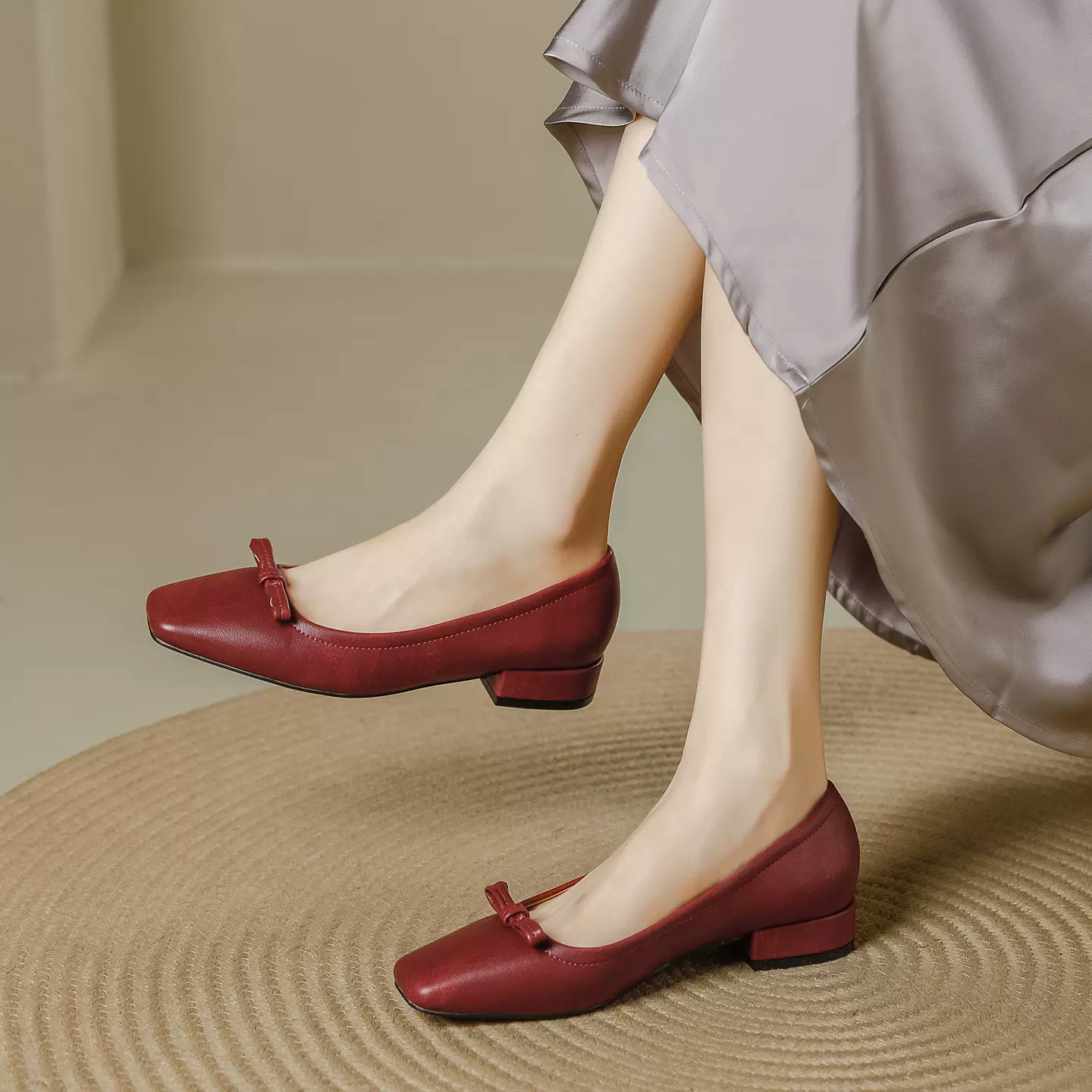 复古简约玛丽珍单鞋女2025秋季新款方头浅口舒适软皮奶奶鞋不累脚