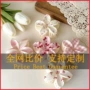 少女盘发气质甜美鲨鱼夹