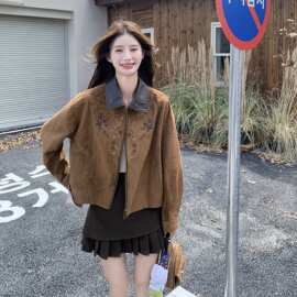复古民族风刺绣短外套女秋皮领美拉德棕色宽松小个子夹克上衣