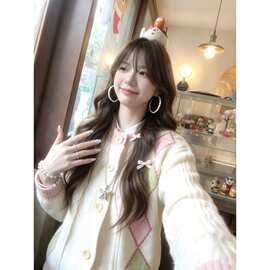 温柔慵懒风上衣软糯菱形格子针织开衫毛衣外套女秋季新款宽松