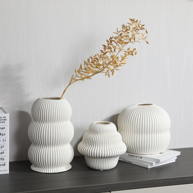 Nordic ins simple white striped ceramic dried flower vase home living room table flower arrangement home decoration flower vessel