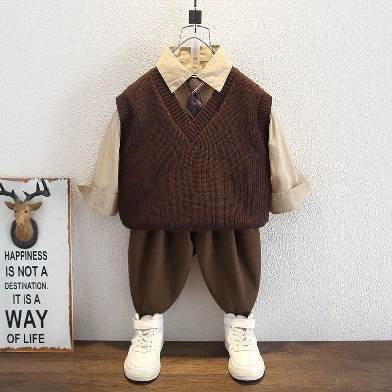 5955 Ropa para niños Traje de otoño para niños 2025 Nuevos niños Camisa de primavera y otoño Chaleco de lana Traje de tres piezas
