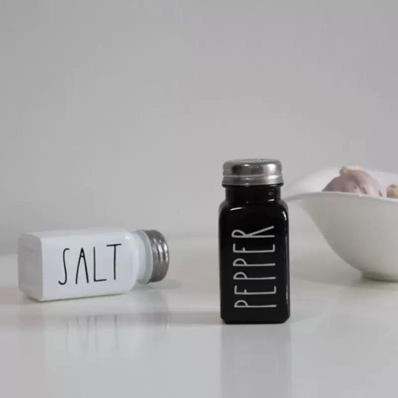 亚马逊专供黑白撒料瓶家用厨房胡椒孜然撒料瓶方形玻璃调料瓶跨境|undefined