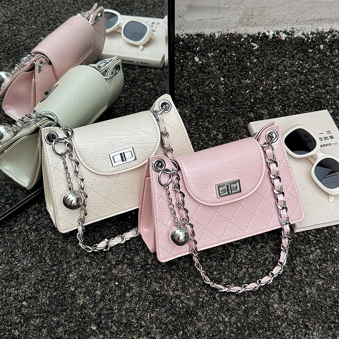 Bolso de brazo de cadena de diamante para mujeres 2026 nuevo estilo de verano exquisito sensación diaria de viaje de hombro bolso de hombro