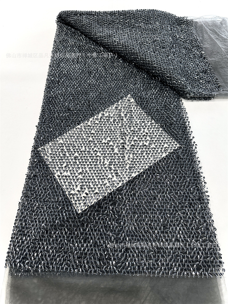 Fábrica de stock de bordado de sequinilla medio rollo de cebolla dorada multicolor ropa de brindis de alta fijación tela de vestido de cena