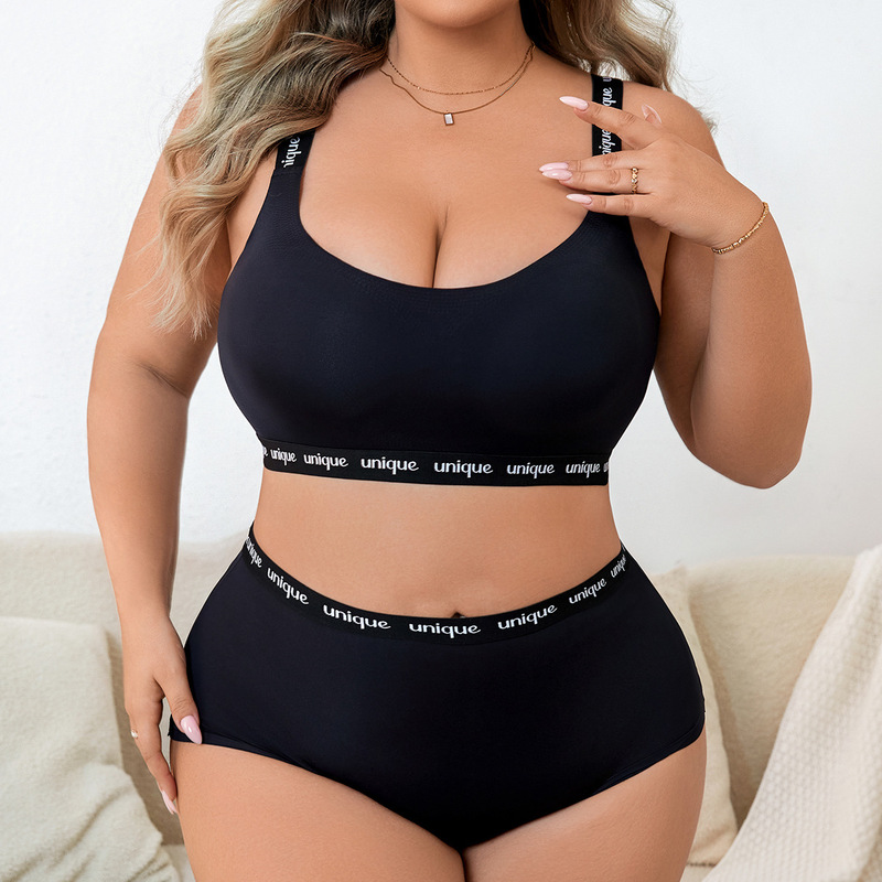 European and American Style Black Wireless Bra Set, Plus-Size Push-Up and Lift-Up Beautiful Back Lingerie, Pure and Sexy Women's Underwear European and American Style Black Wireless Bra Set, Plus-Size Push-Up and Lift-Up Beautiful Back Lingerie, Pure and Sexy Women's Underwear