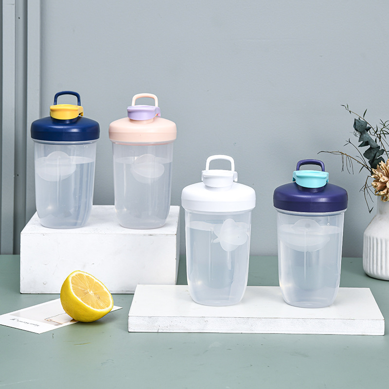 400 ml de proteína en polvo batido taza mecedora de plástico portátil taza de agua deportiva botella de fitness al aire libre se puede fijar el logotipo