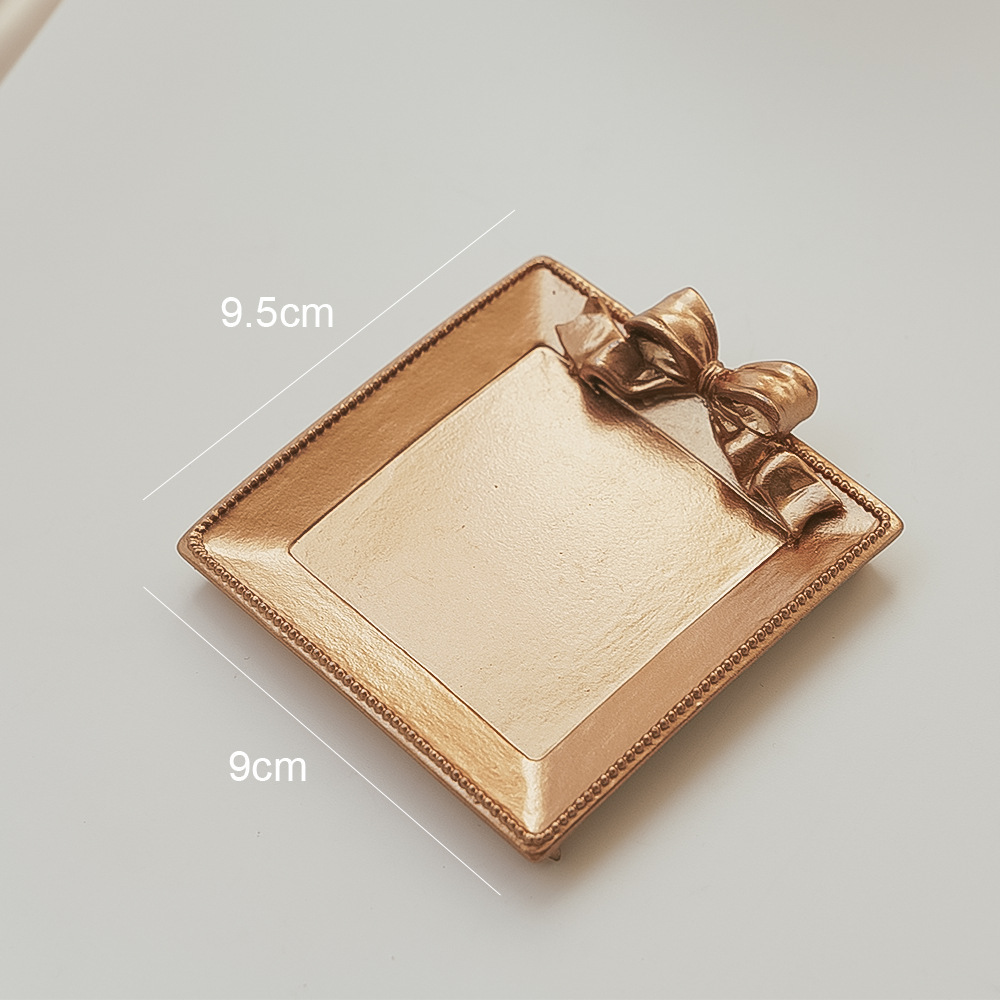 Ins香薫ろうそくトレイベースデスクトップクリエイティブ収納装飾容器軽贅沢レトロ円形燭台置物