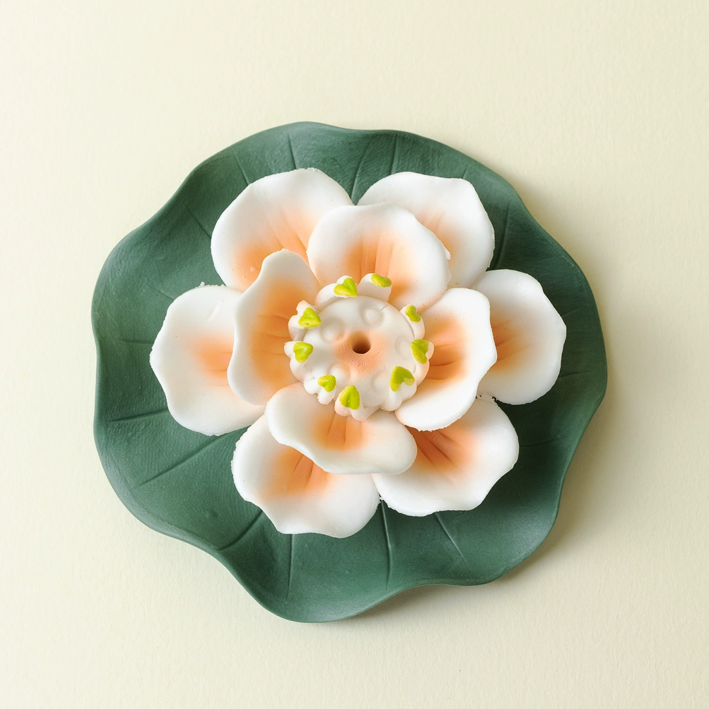 乐佳 Ceramic hand-pinched flower thread incense incense seat home office creative tea ceremony ornament lotus tea pet
