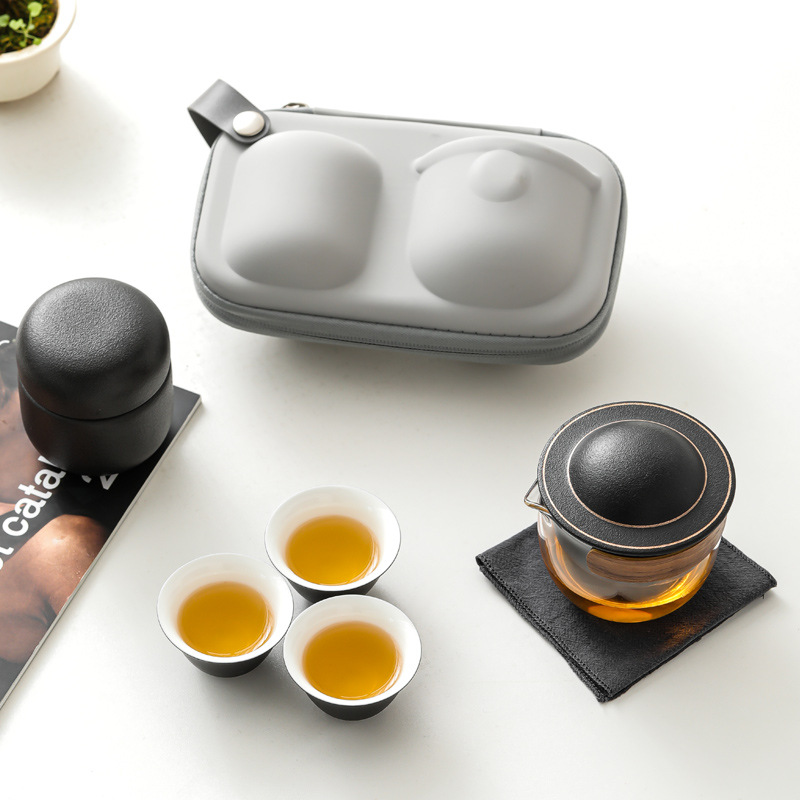 Travel handheld tea set for traveling