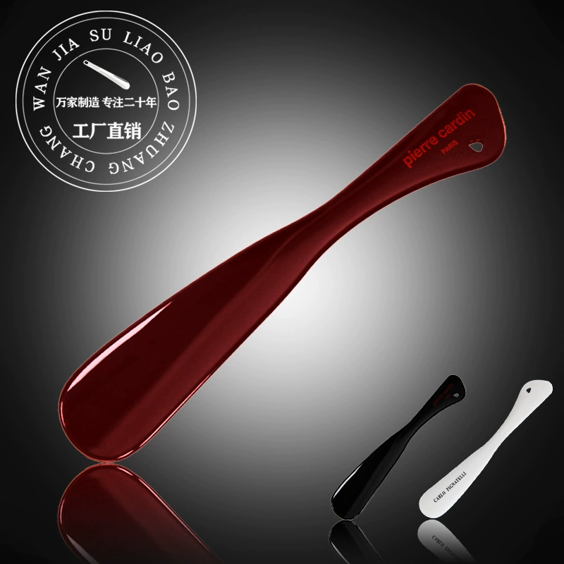 Производитель поставляет оптом рожки для обуви для отелей, пластиковые рожки для обуви, помощники для надевания обуви, подъемники для обуви, подарочные рожки для обуви.